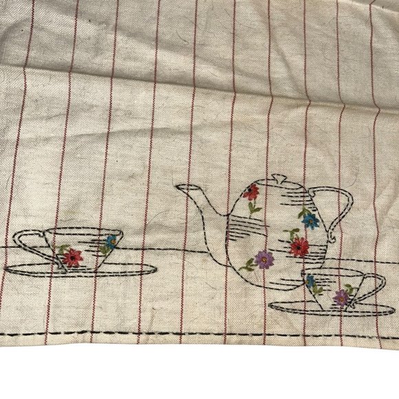 Vintage EMBROIDERY hand stitch  Tea for two teacups kettle tea towel - Picture 2 of 3